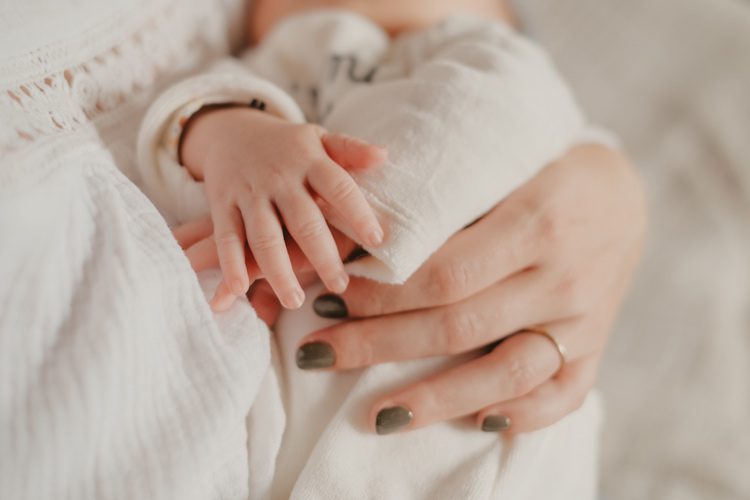 Le toucher contenant