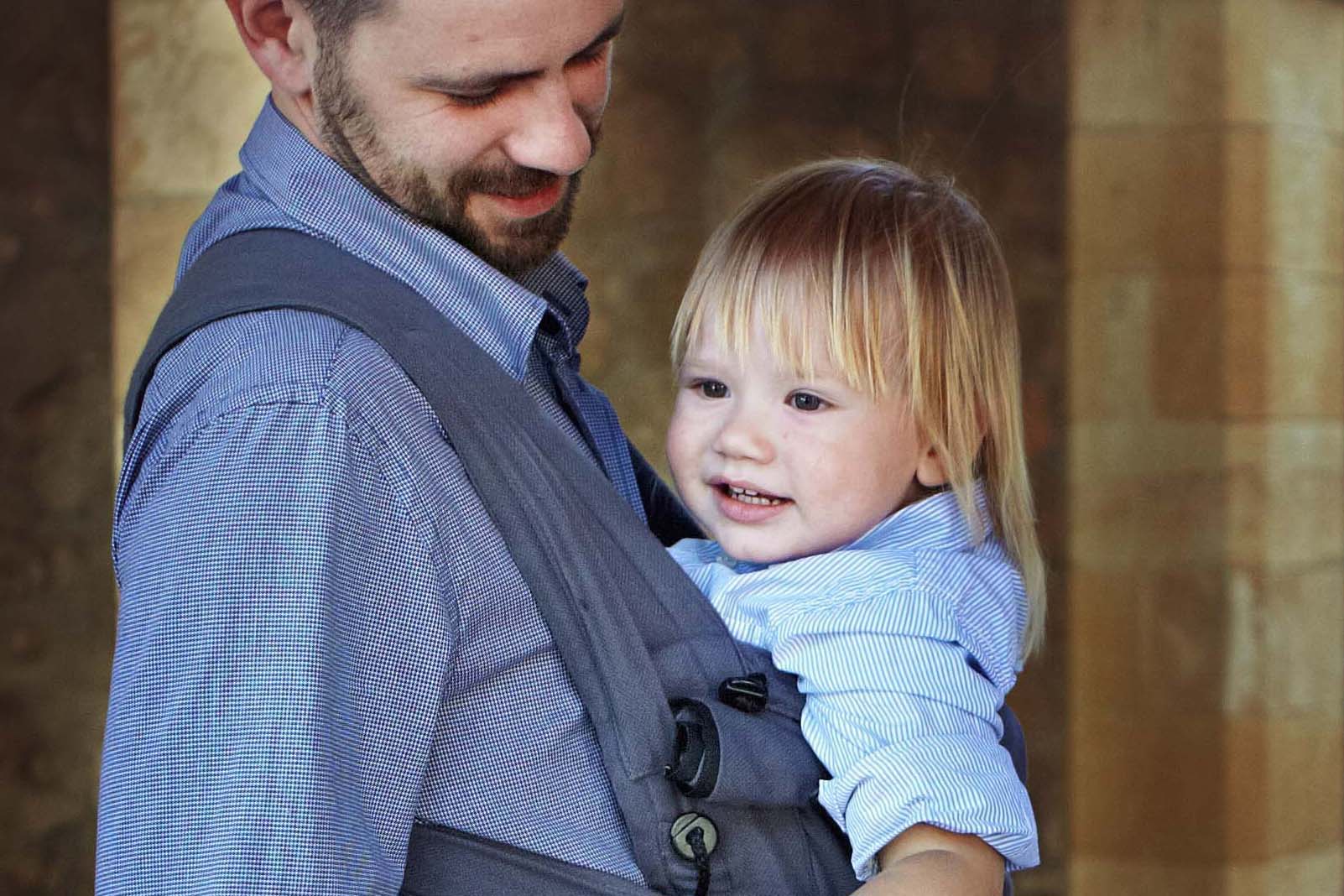 Porter un enfant qui grandit