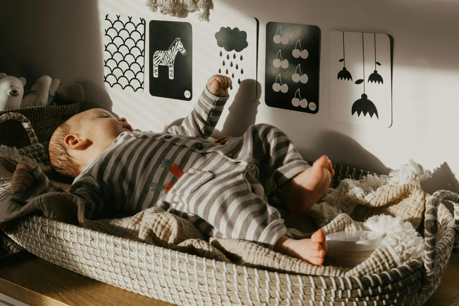 Développement de bébé : quel matériel de puériculture choisir (ou éviter) ?