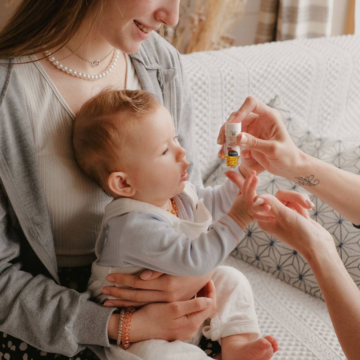 Huile Premières Dents, apaise les gencives