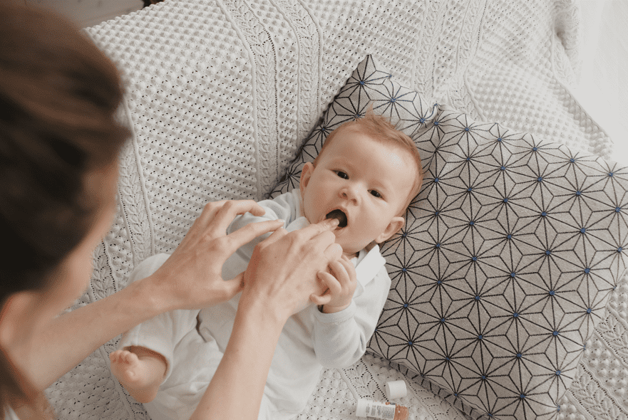 Zoom sur les poussées dentaires