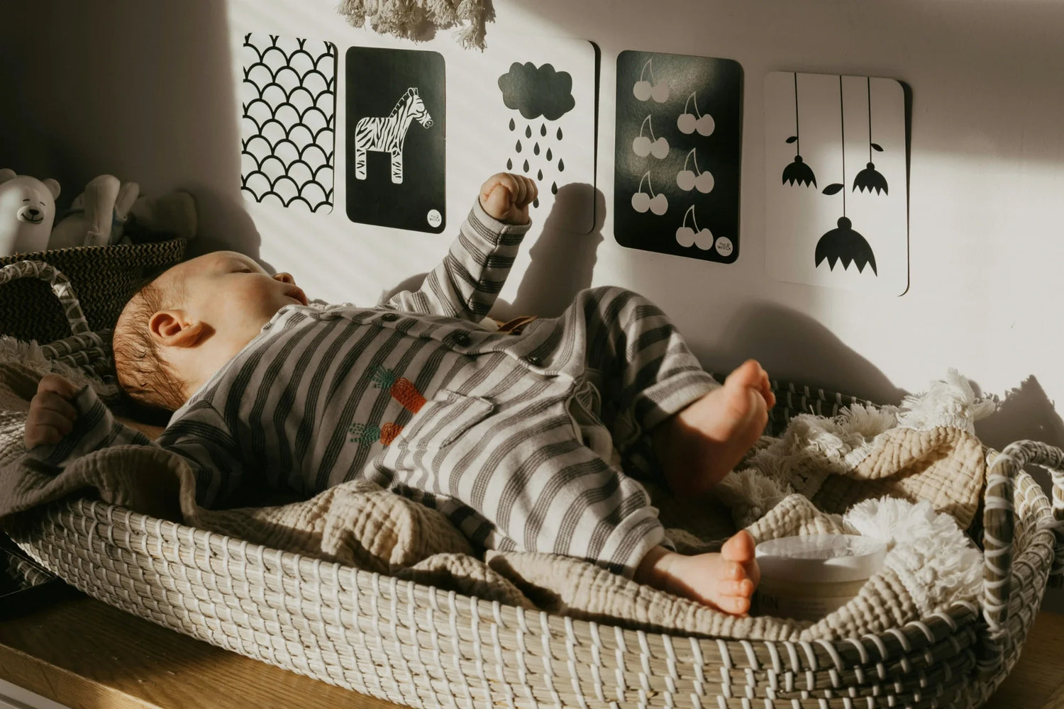 Développement de bébé : quel matériel de puériculture choisir (ou éviter) ?