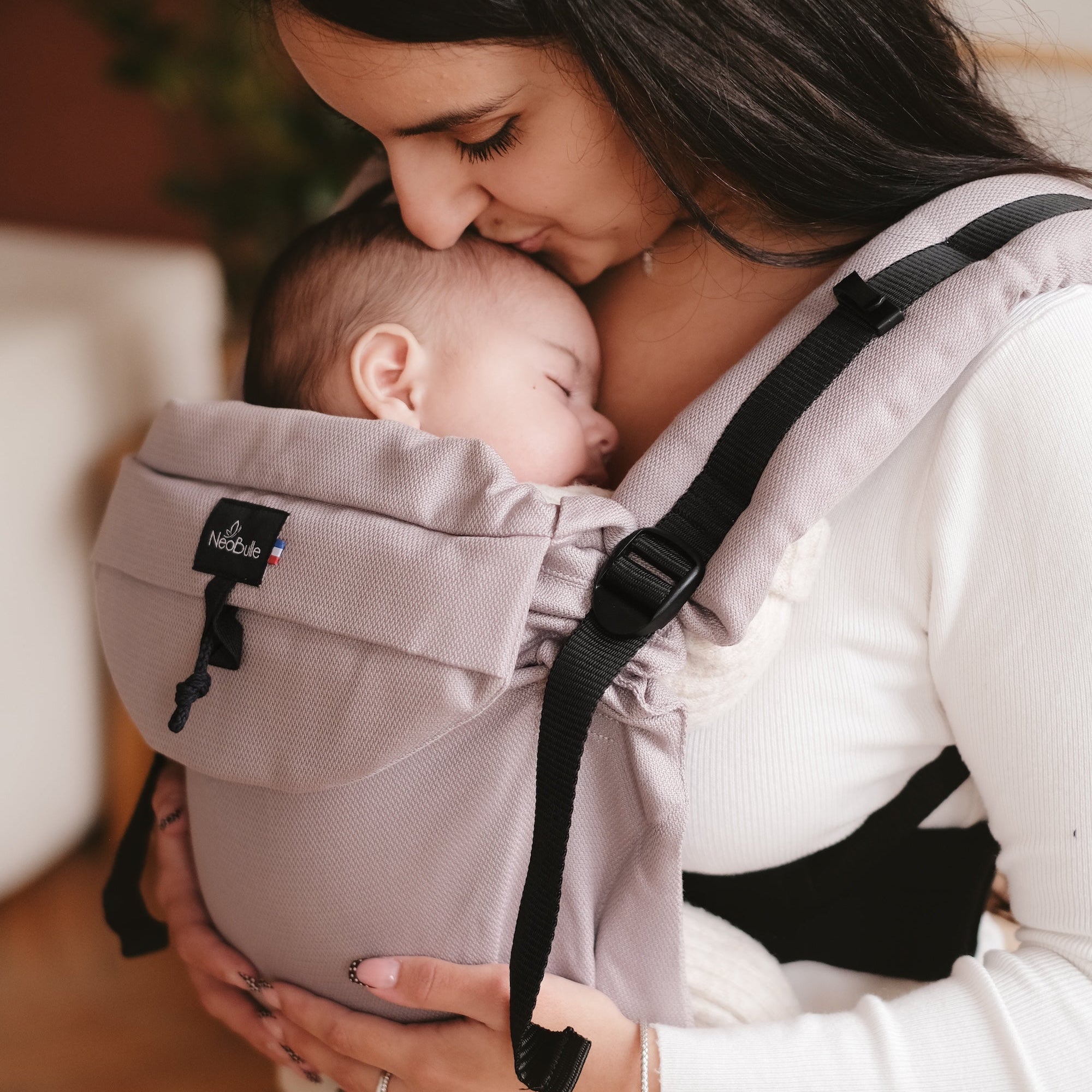 Les imparfaits, Néo, porte-bébé physiologique, Plume