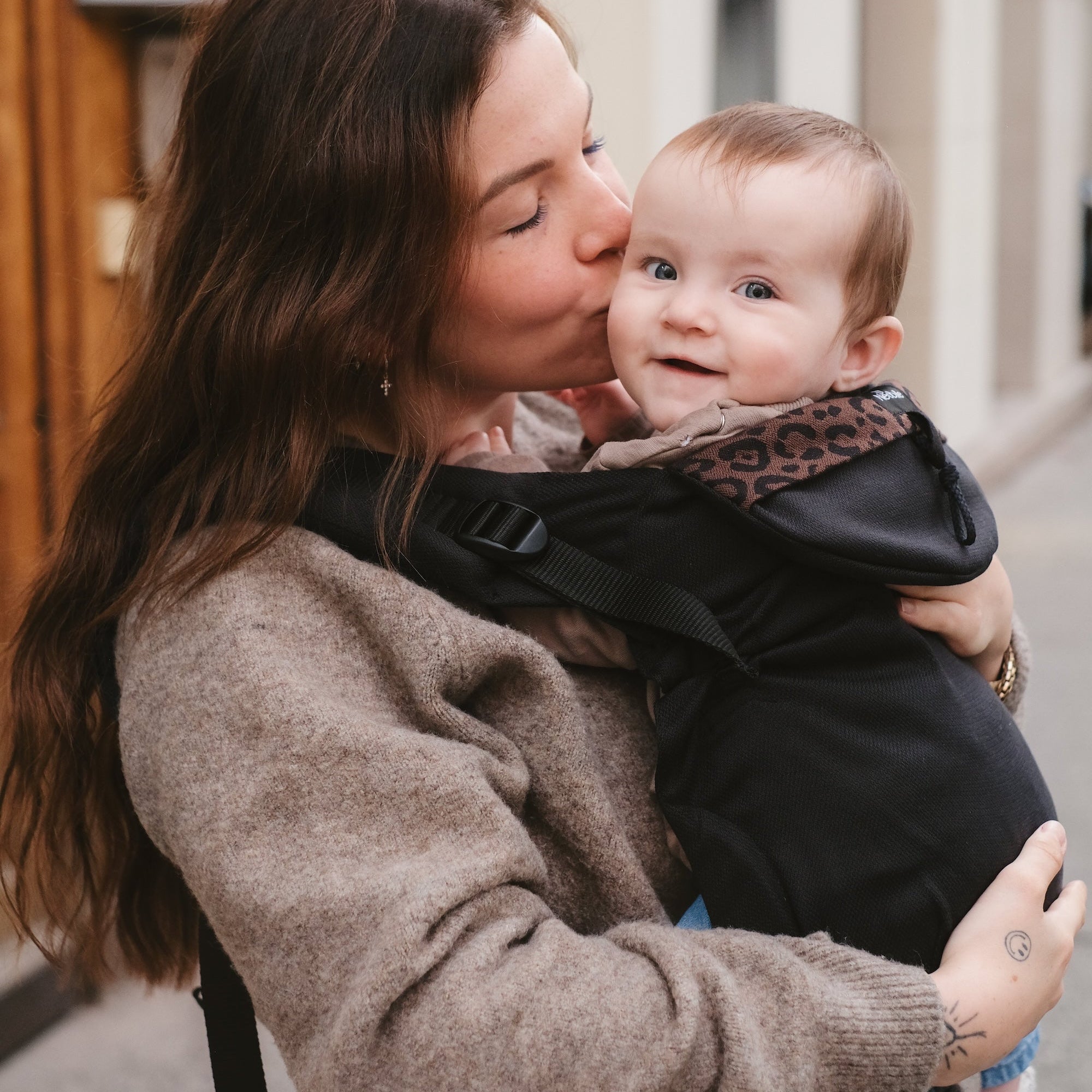 Porte-bébé Néo, Léopard